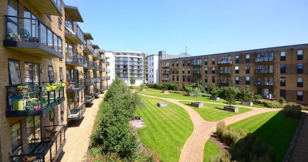 Plough Lane Wimbledon London Axter