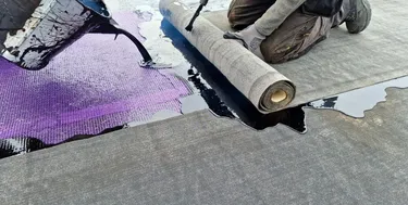 Close up Wilotekt pour and roll crop