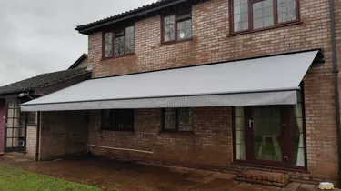 Topas Awning