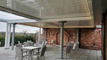 closed roof