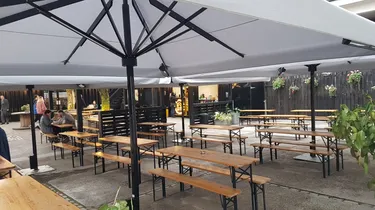 Shack parasol