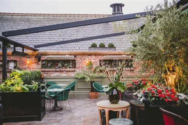 roof open side view