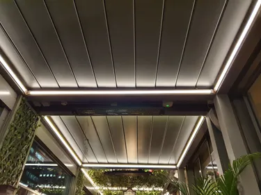 1st floor Roof louvres