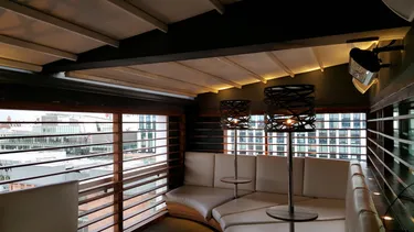 closed roof