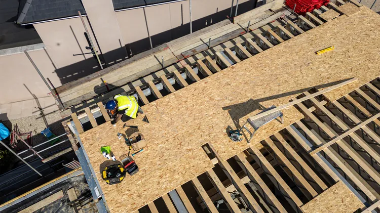 Patressing Block HEAD TO HEAD: OSB VS PLYWOOD FOR PATRESSING | MEDITE SMARTPLY