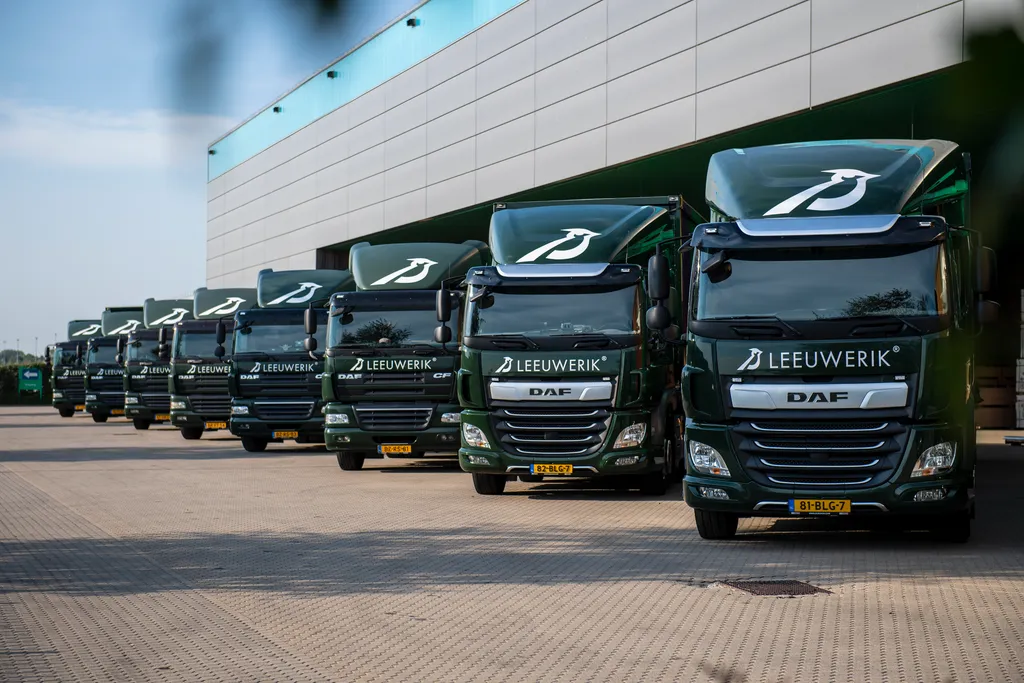 leeuwerik lorries