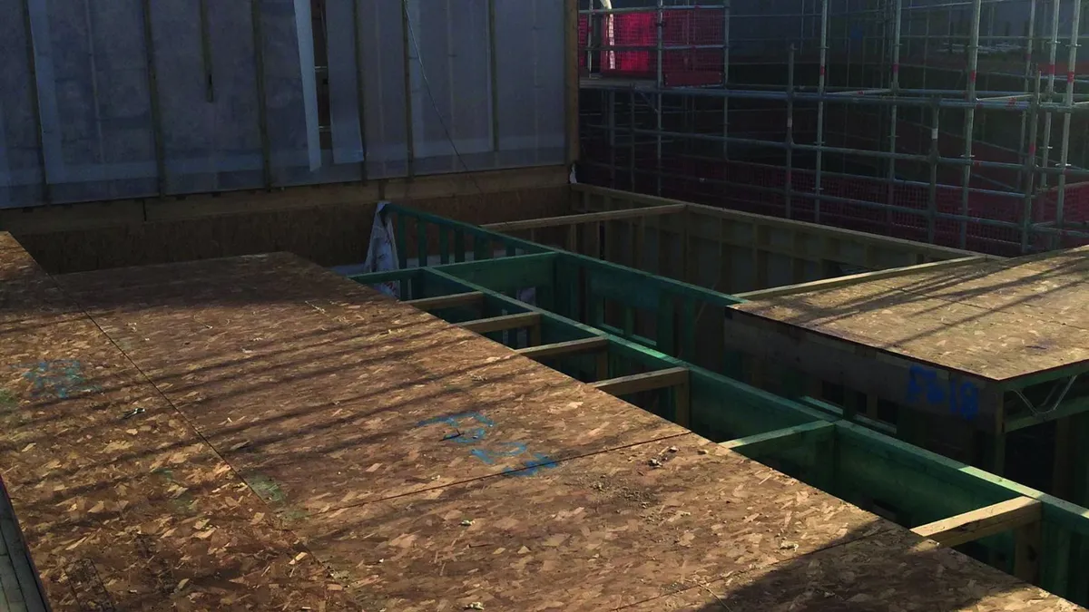 Patressing Block HEAD TO HEAD: OSB VS PLYWOOD FOR PATRESSING | MEDITE SMARTPLY