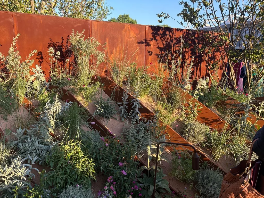 chelsea flower show garden